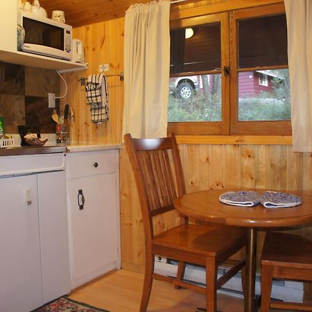 Fairmont Mountain Bungalows フェアモント・ホット・スプリングス エクステリア 写真