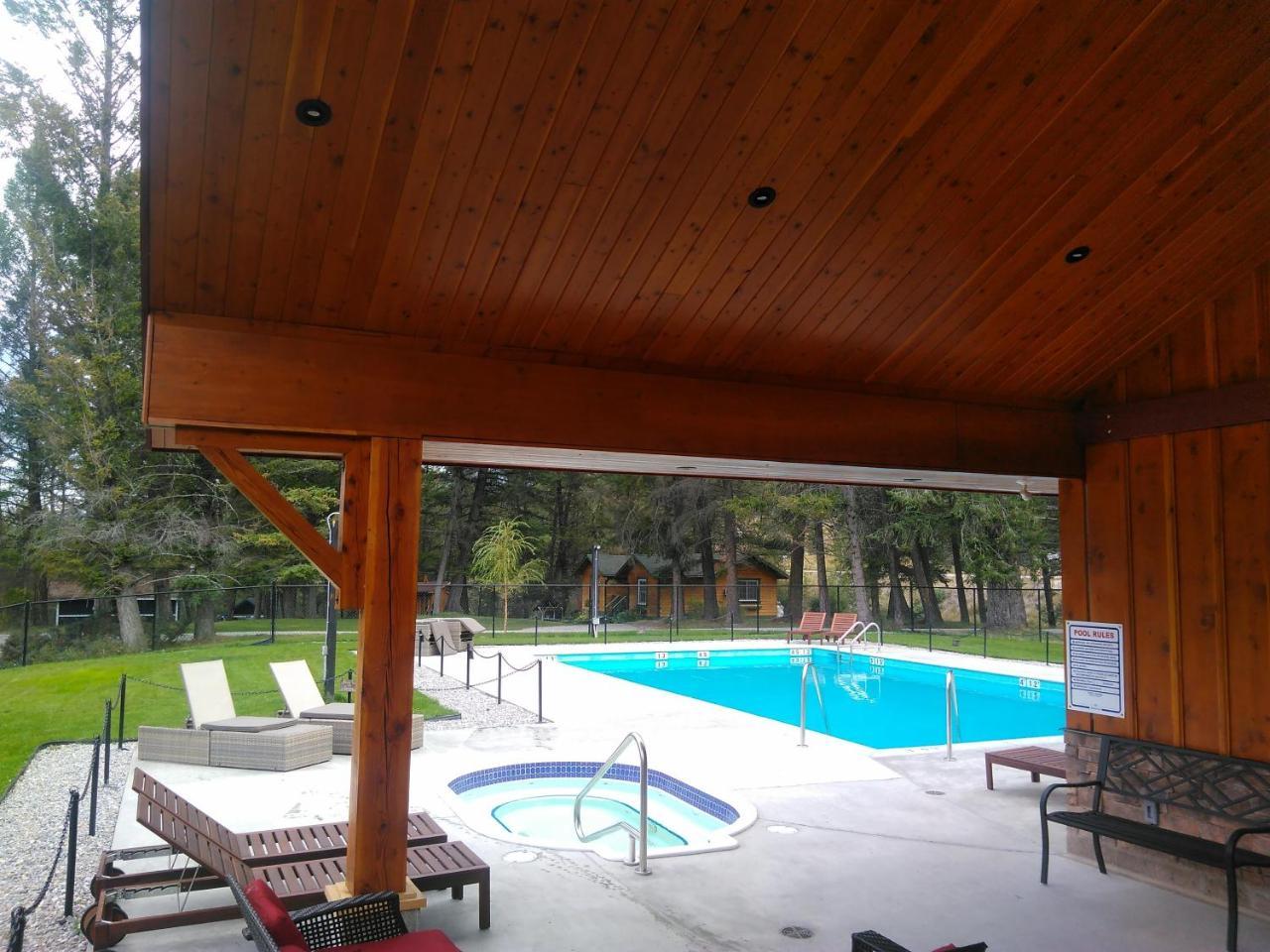 Fairmont Mountain Bungalows フェアモント・ホット・スプリングス エクステリア 写真